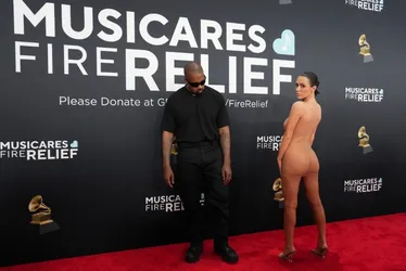 Imagem ilustrativa da imagem Kanye West e Bianca Censori estão se divorciando, diz jornal