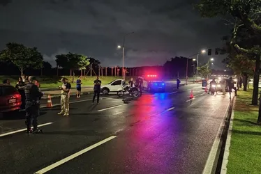 Imagem ilustrativa da imagem Motoristas são autuados por transporte clandestino no Aeroporto de Vitória
