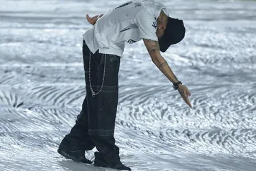 Imagem ilustrativa da imagem ‘Não vão faltar ousadia, garra e fé por todo o carinho que tenho pelo Santos’, diz Neymar