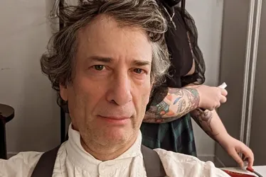Imagem ilustrativa da imagem Neil Gaiman é judicialmente acusado de abuso e tráfico humano; entenda