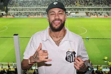 Imagem ilustrativa da imagem Neymar registra chegada ao Brasil: ‘Em casa’