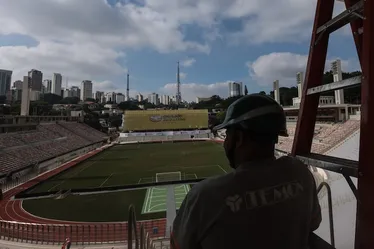 Imagem ilustrativa da imagem Pacaembu reabre ainda em obras, com problemas para cadeirantes e picolé a R$ 22