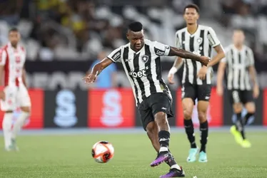 Imagem ilustrativa da imagem Patrick de Paula marca após vaias, e Botafogo vence o Bangu no Carioca
