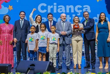 Imagem ilustrativa da imagem Pernambuco conquista selo ouro por avanço na alfabetização e supera taxa nacional