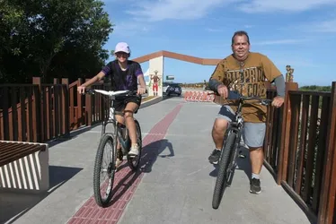 Imagem ilustrativa da imagem Ponte da Madalena vira opção de lazer para famílias em Vila Velha