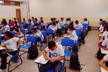 Imagem ilustrativa da imagem Projeto Rumo à Universidade abre inscrições e inicia aulas neste sábado