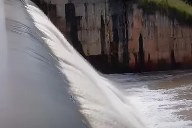 Imagem ilustrativa da imagem Rio Duas Unas, em Jaboatão, atinge cota de alerta e há risco de inundação