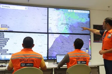 Imagem ilustrativa da imagem Rio Duas Unas, em Jaboatão, atinge cota de alerta e há risco de inundação