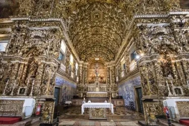 Imagem ilustrativa da imagem Teto de ‘igreja de ouro’ em Salvador desaba, mata uma pessoa e deixa feridos