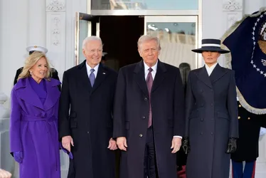 Imagem ilustrativa da imagem Trump e Biden deixam a Casa Branca juntos em direção à posse do republicano