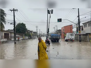 Imagem ilustrativa da imagem Chuvas afetam 15 sistemas de abastecimento de água em Pernambuco