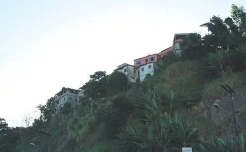 
          Imagem ilustrativa da imagem 15 novas obras em 7 bairros de Vitória para evitar tragédias
          