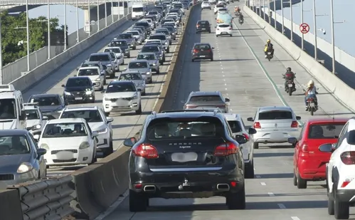 
          Imagem ilustrativa da imagem 93 mil veículos no Estado vão deixar de pagar IPVA neste ano
          