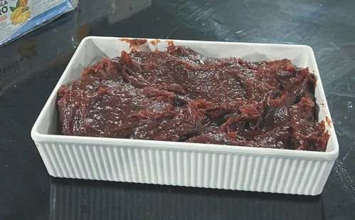 
          Imagem ilustrativa da imagem Aprenda a fazer um doce de banana que combina com todas as refeições
          