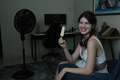 
          Imagem ilustrativa da imagem Capixabas se preparam para enfrentar onda de calor nesta semana no ES
          