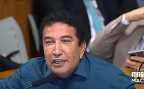 
          Imagem ilustrativa da imagem Cid delatou que senador Magno Malta fazia parte de grupo radical pró-golpe
          