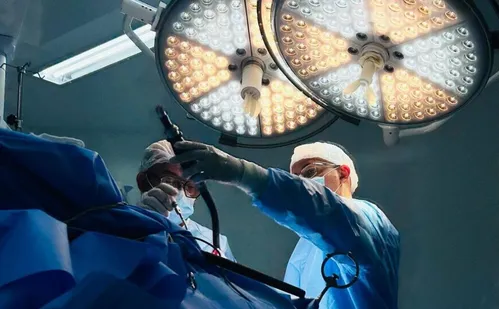 
          Imagem ilustrativa da imagem Cirurgia inédita para retirada de tumor cerebral é realizada no ES
          