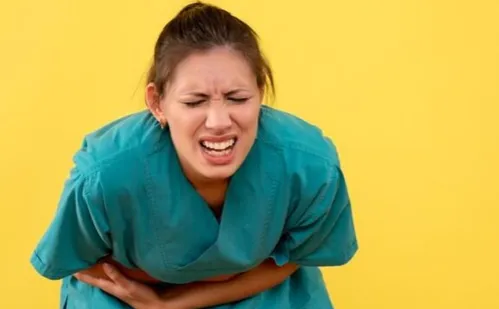 
          Imagem ilustrativa da imagem Como saber se a intoxicação alimentar é grave
          