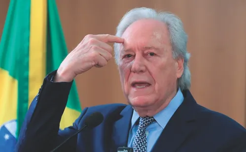 
          Imagem ilustrativa da imagem Concurso com 2 mil vagas na Polícia Federal. Salário chega a R$ 28,8 mil
          