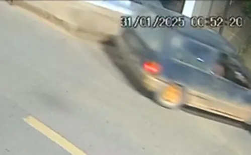 
          Imagem ilustrativa da imagem Dois homens são detidos após roubarem 400 kg de pimenta no Norte do ES
          