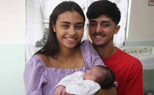 
          Imagem ilustrativa da imagem Especialistas explicam desafios da nova geração que nasce a partir deste ano
          