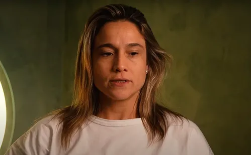 
          Imagem ilustrativa da imagem Fernanda Gentil conta episódio em que polícia bateu na casa em que estava nos EUA
          