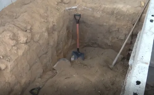 
          Imagem ilustrativa da imagem Funcionários de cemitério são torturados e quase enterrados vivos na Serra
          