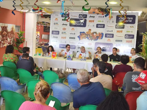 
          Imagem ilustrativa da imagem Galo da Madrugada revela primeiras novidades do desfile deste ano
          