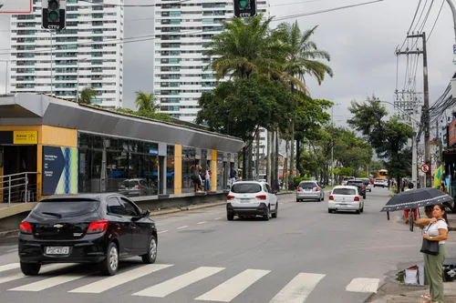 
          Imagem ilustrativa da imagem Governo abre licitação para obras de alargamento da Avenida Caxangá, no Recife
          