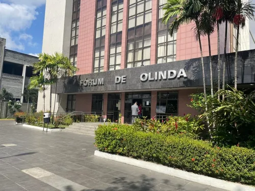 
          Imagem ilustrativa da imagem Lembram do Papangu assassino no Carnaval de Olinda? Teve audiência nesta quinta
          