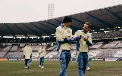 
          Imagem ilustrativa da imagem Liga Europa na tela da TV Tribuna/Band
          