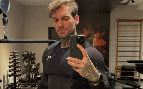 
          Imagem ilustrativa da imagem Lucas Lucco desabafa sobre depressão: 'Eu só queria ficar bem'
          