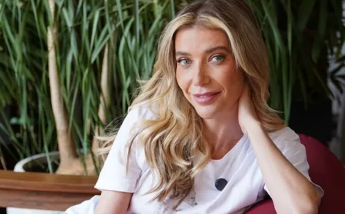 
          Imagem ilustrativa da imagem Luiza Possi revela que passará por procedimento nas cordas vocais
          