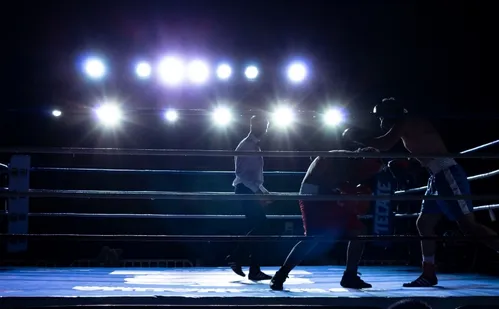 
          Imagem ilustrativa da imagem MMA: Vitória vai receber etapa do HCC Combat em maio
          