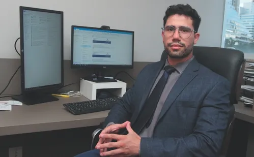 
          Imagem ilustrativa da imagem Mais de 2 mil vão à Justiça contra planos de saúde
          