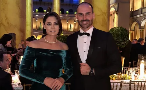 
          Imagem ilustrativa da imagem Michelle e Eduardo devem acompanhar posse de Trump no Capitólio
          