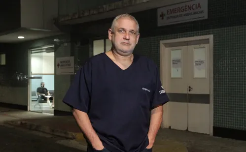 
          Imagem ilustrativa da imagem Motociclista tem perna reconstruída com uso de células-tronco
          