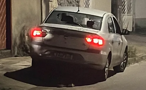 
          Imagem ilustrativa da imagem Motorista de app é obrigado a tirar a roupa e entrar no mar durante assalto no ES
          