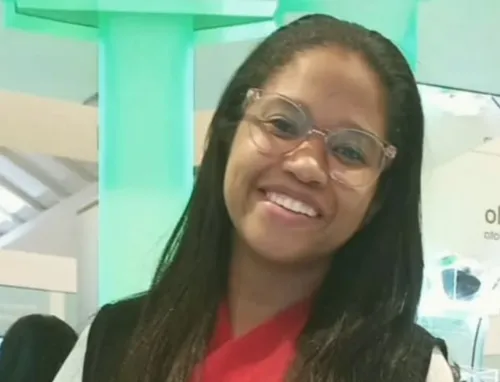 
          Imagem ilustrativa da imagem Mulher morre a golpes de peixeira pelo marido após crise de ciúme dele
          