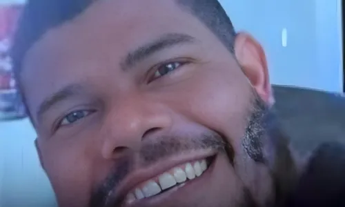 
          Imagem ilustrativa da imagem Mulher presa por envenenar marido com chumbinho: suspeita diz ter sofrido violência
          