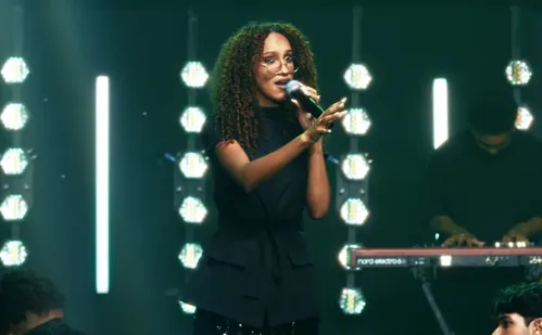 
          Imagem ilustrativa da imagem Música profética na voz da cantora Pâmela Oliveira
          