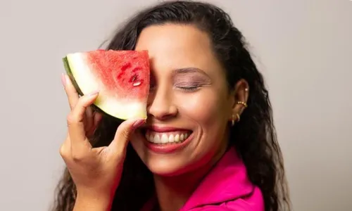 
          Imagem ilustrativa da imagem Não deixe alimentos preparados em temperatura ambiente, diz nutricionista
          