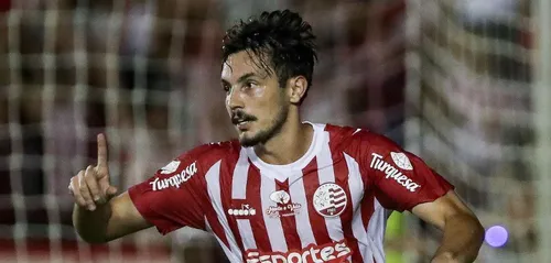 
          Imagem ilustrativa da imagem Náutico vence o Maguary e conquista a vice-liderança do Pernambucano
          