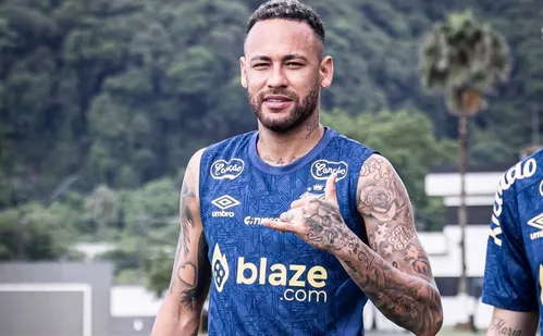 
          Imagem ilustrativa da imagem Neymar perdeu 40 bolas e acertou o gol apenas uma vez em 120 minutos
          