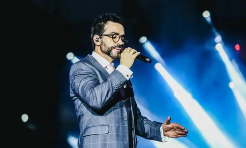 
          Imagem ilustrativa da imagem Padre Fábio faz desabafo e encontra apoio em meio à batalha contra a depressão
          