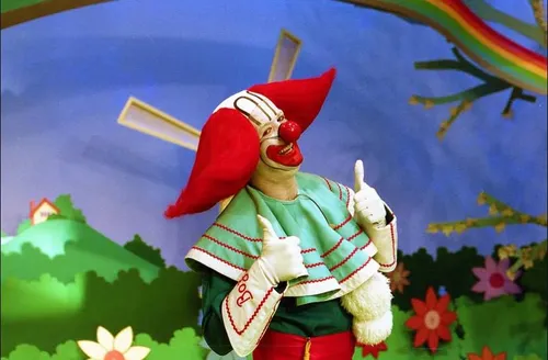 
          Imagem ilustrativa da imagem Palhaço Bozo voltará à TV brasileira após mais de uma década
          