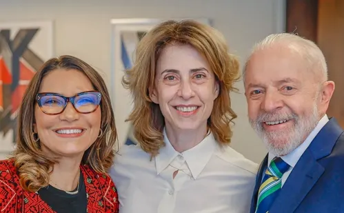 
          Imagem ilustrativa da imagem 'Pode pedir música', diz Lula sobre indicações de Ainda Estou Aqui ao Oscar
          