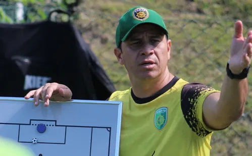 
          Imagem ilustrativa da imagem Porto e Real fecham a primeira rodada do Capixabão 2025
          