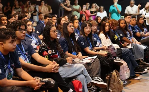 
          Imagem ilustrativa da imagem Programa de intercâmbio estudantil do ES terá mais vagas e novos destinos em 2025
          