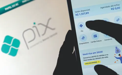 
          Imagem ilustrativa da imagem Justiça manda banco pagar R$ 70 mil a idoso que caiu em golpe
          